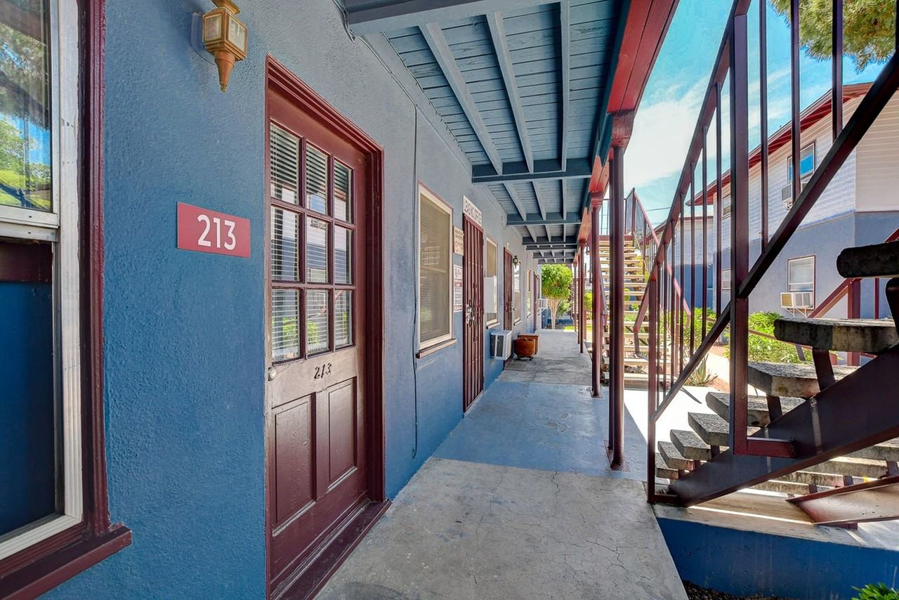 The Eighty8 - Photo 4 of 45