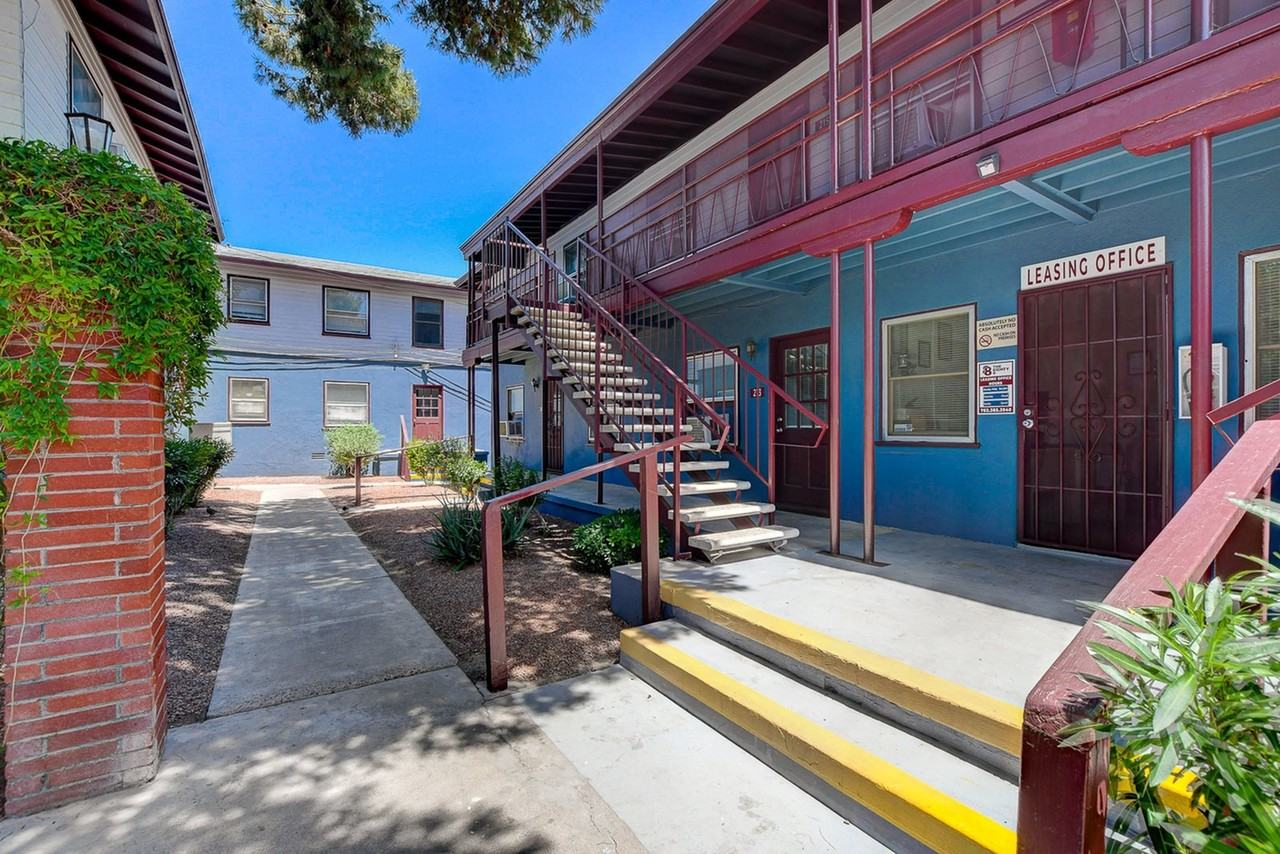 The Eighty8 - Photo 7 of 45