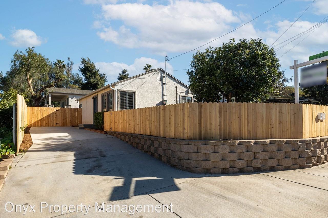 837 W 3rd Ave - Photo 2 of 12