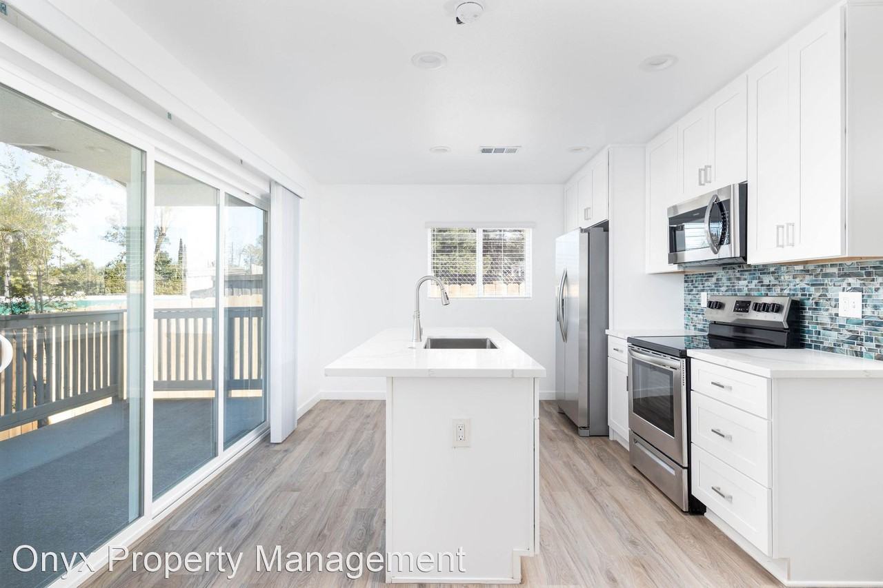837 W 3rd Ave - Photo 3 of 12