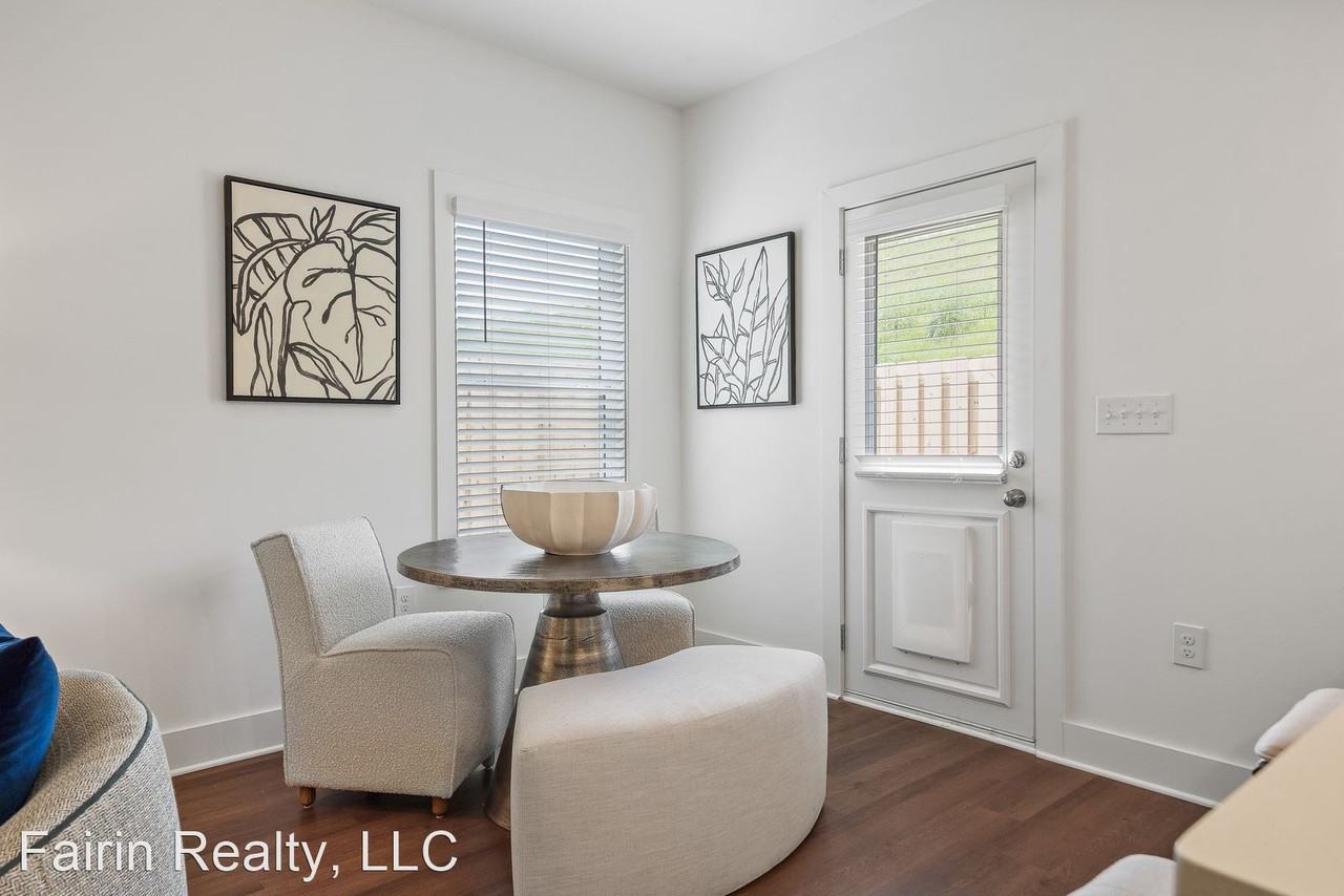 145 Huntley Dr - Photo 3 of 34