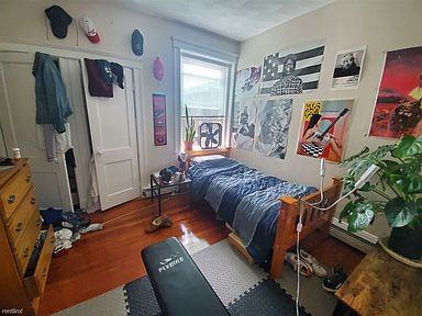 Brookline Street #2L - Photo 4 of 4