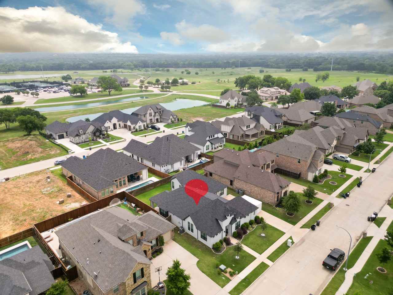 1020 Merion Dr #NA - Photo 3 of 34