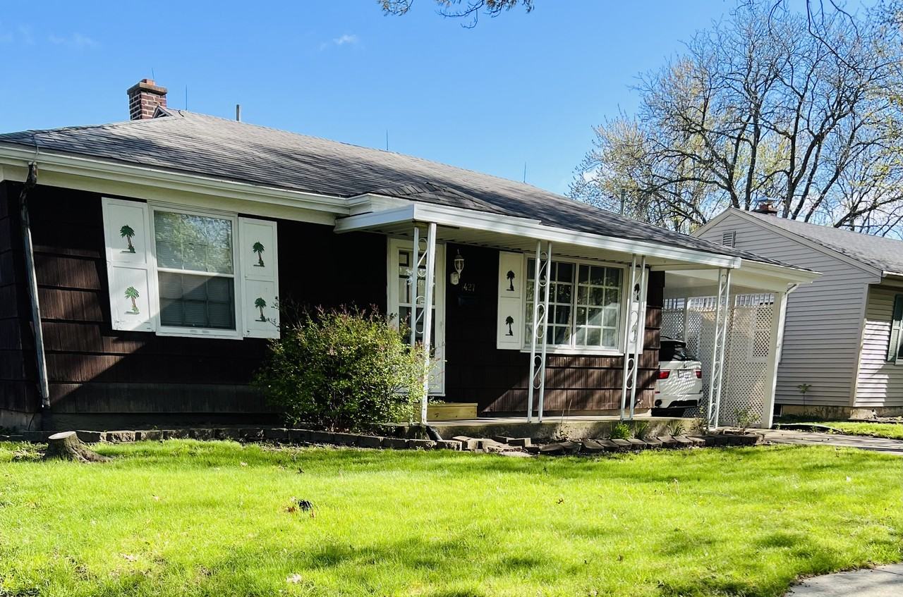 1427 Margaret Ave #NA - Photo 3 of 11