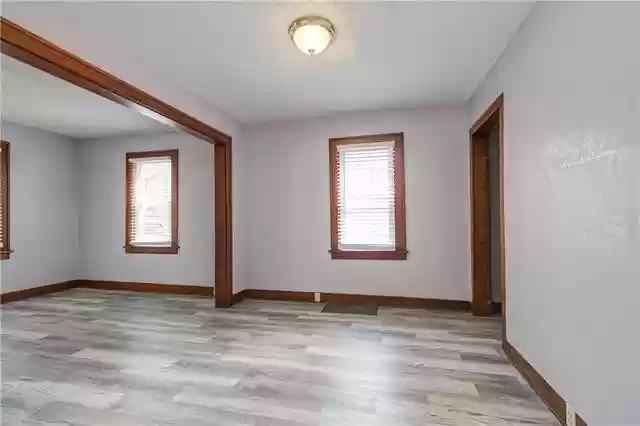 912 N Strode St #NA - Photo 3 of 13