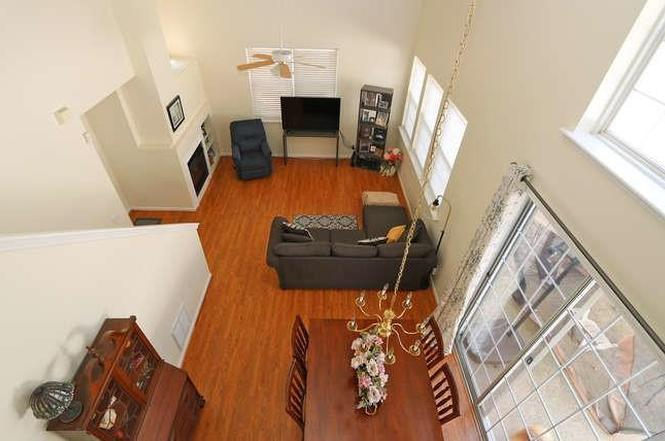 107 W Oaks Ct - Photo 5 of 13