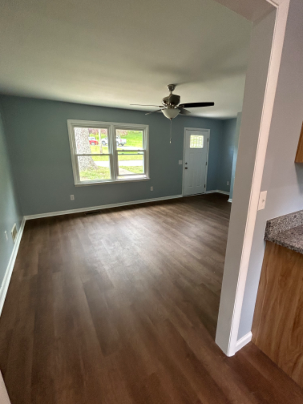 138 Lester Avenue - Photo 5 of 15