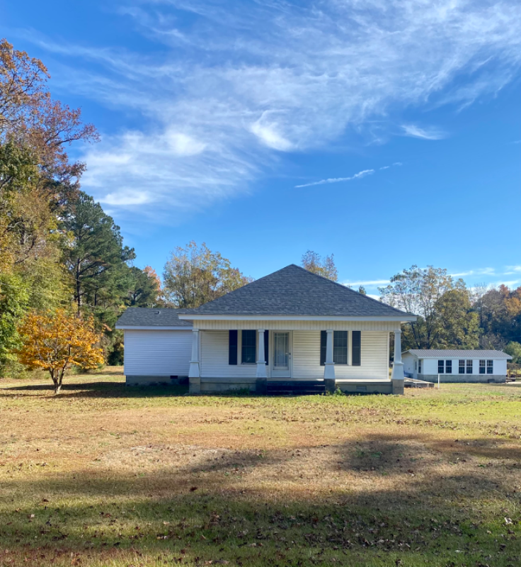 2621 Lovick Rd - Photo 2 of 9
