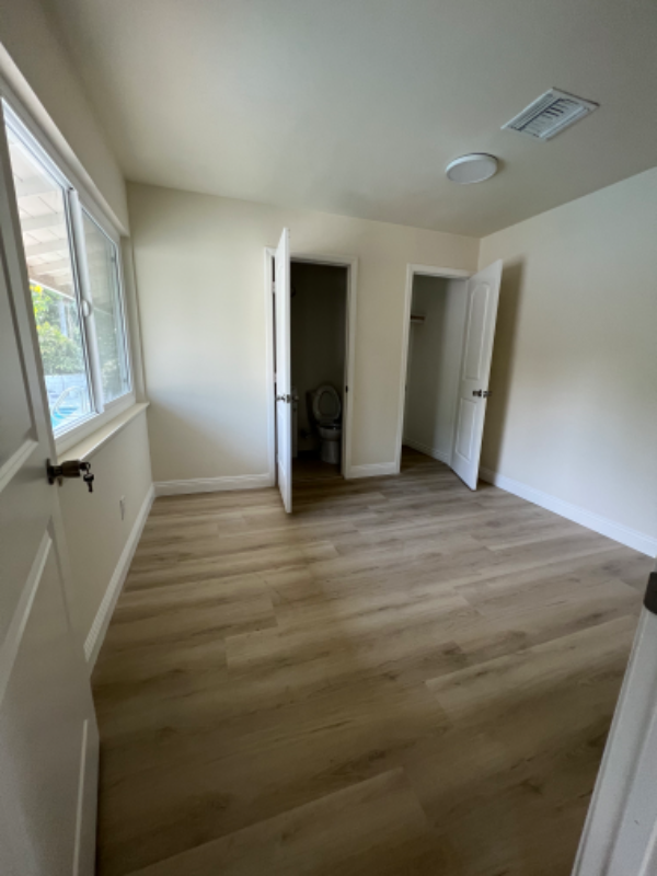 15036 Los Robles Ave - Photo 2 of 8