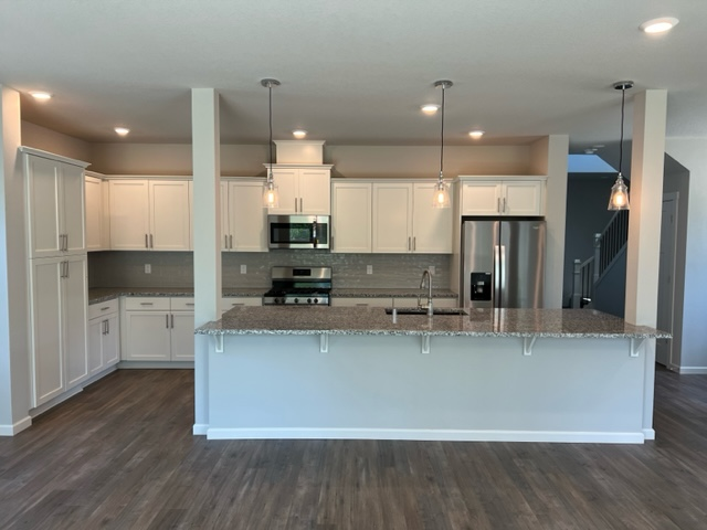 11402 Ne 138th Ave - Photo 2 of 12