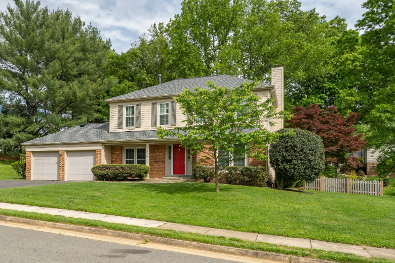 1331 Stokley Way - Photo 2 of 44