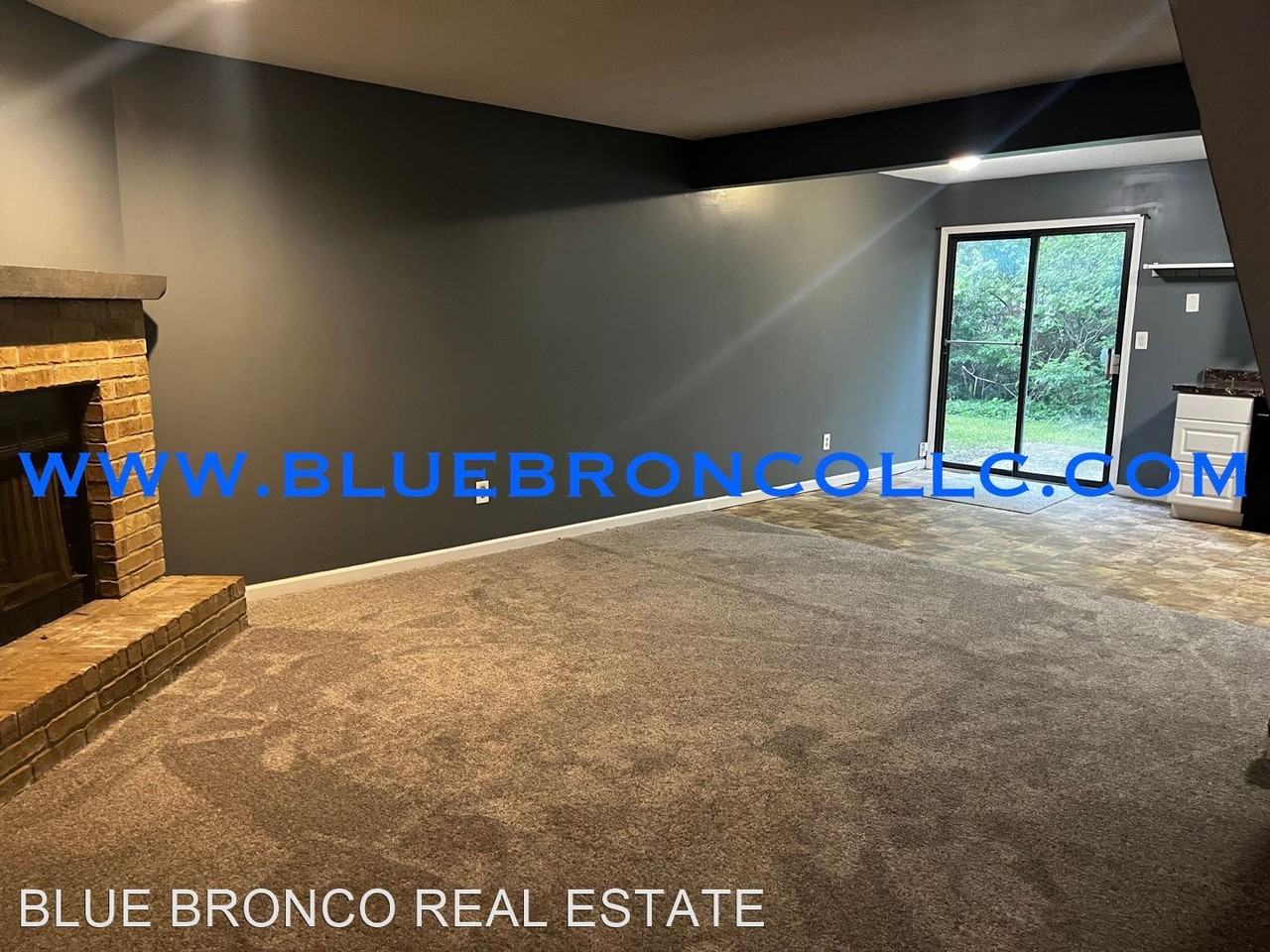 124-130 SW Oxford Pl - Photo 2 of 14