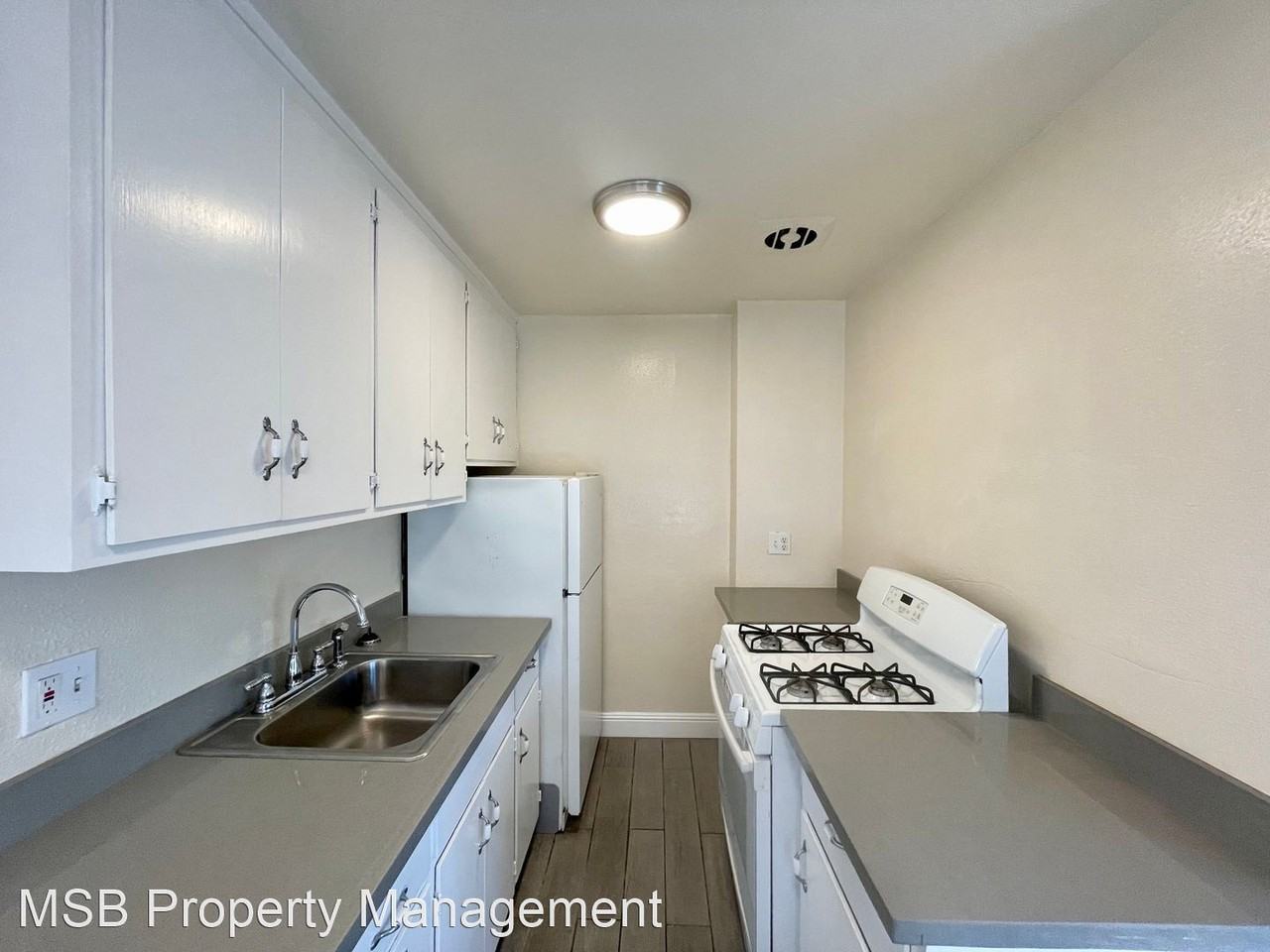 1649 Martin Luther King Jr. Way - Photo 3 of 10