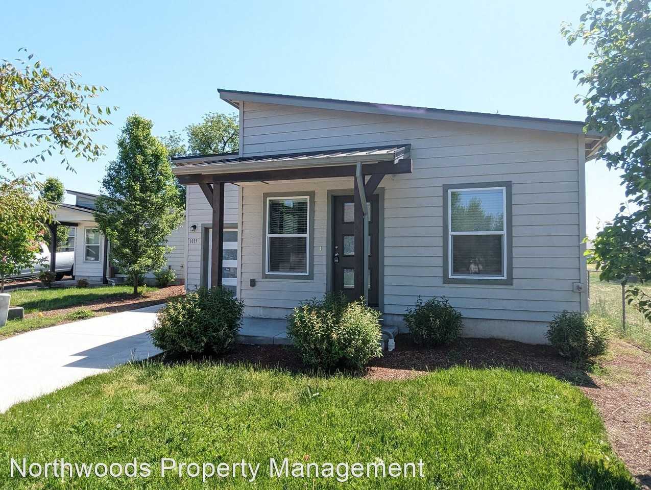 1019 Hatton Ave - Photo 2 of 15