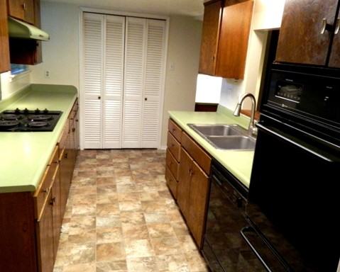 3909 Lost Creek Dr - Photo 3 of 12