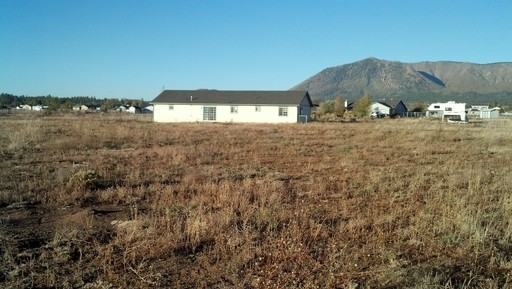 8725 Crystal View Ln - Photo 2 of 6