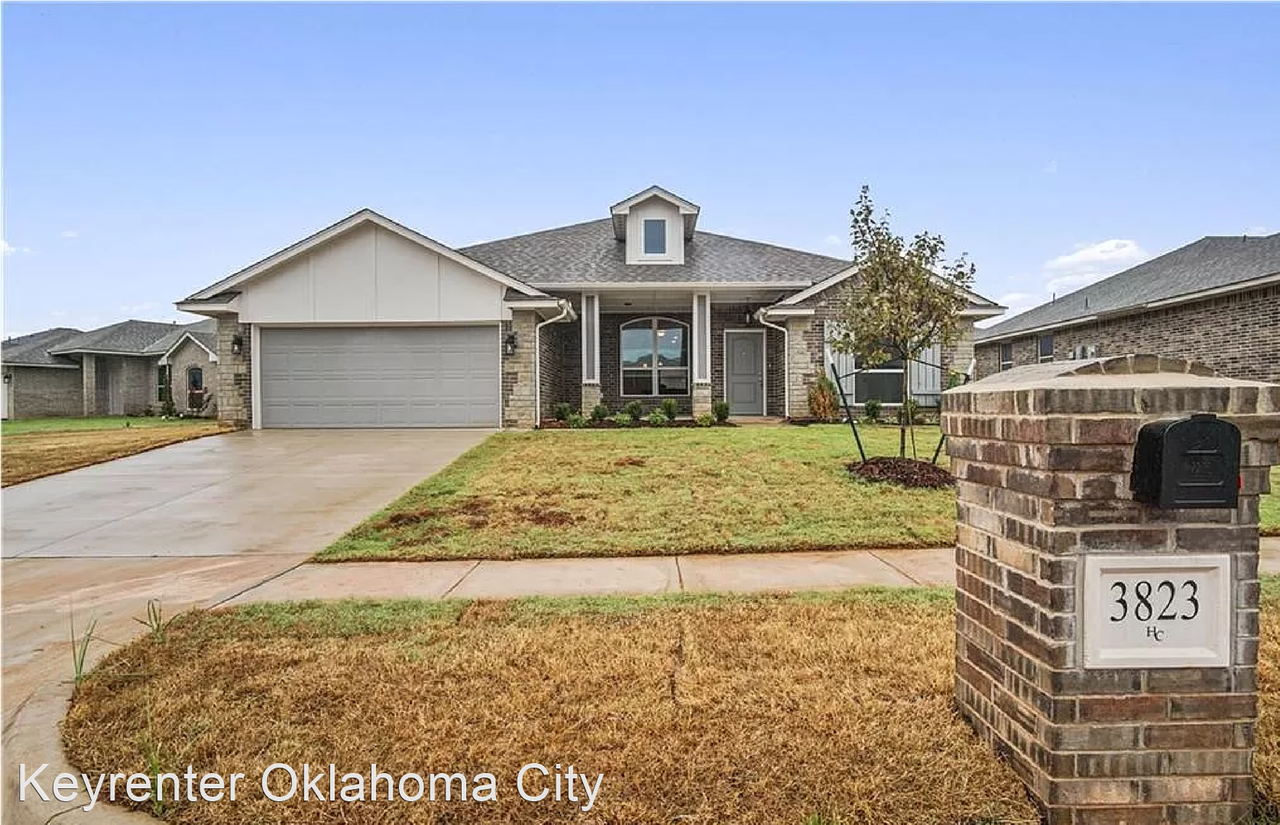 3823 Manderly Pl - Photo 2 of 33