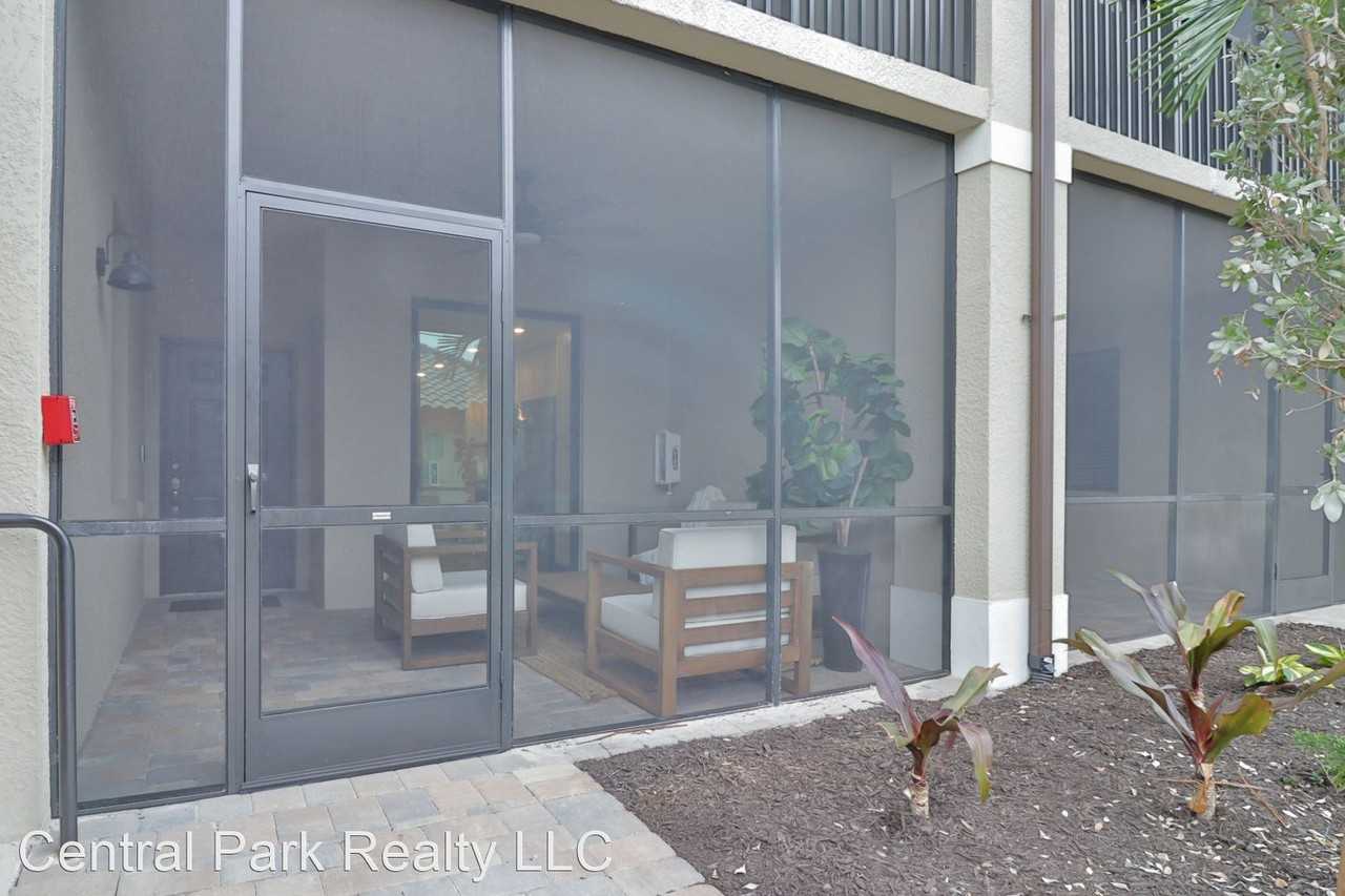 5664 Palmer Cir #102 - Photo 3 of 33