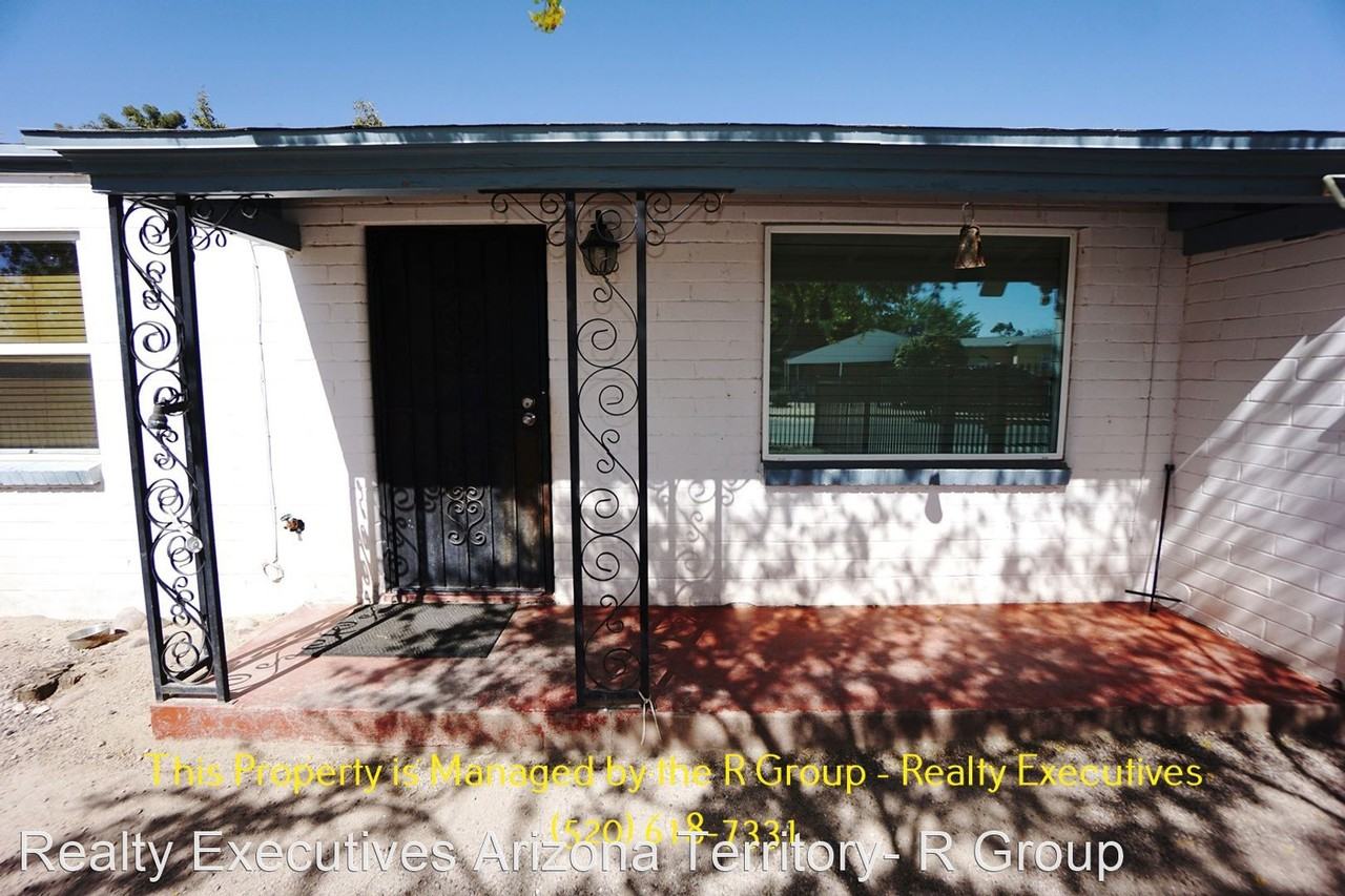 4559 E 6th St - Photo 2 of 22