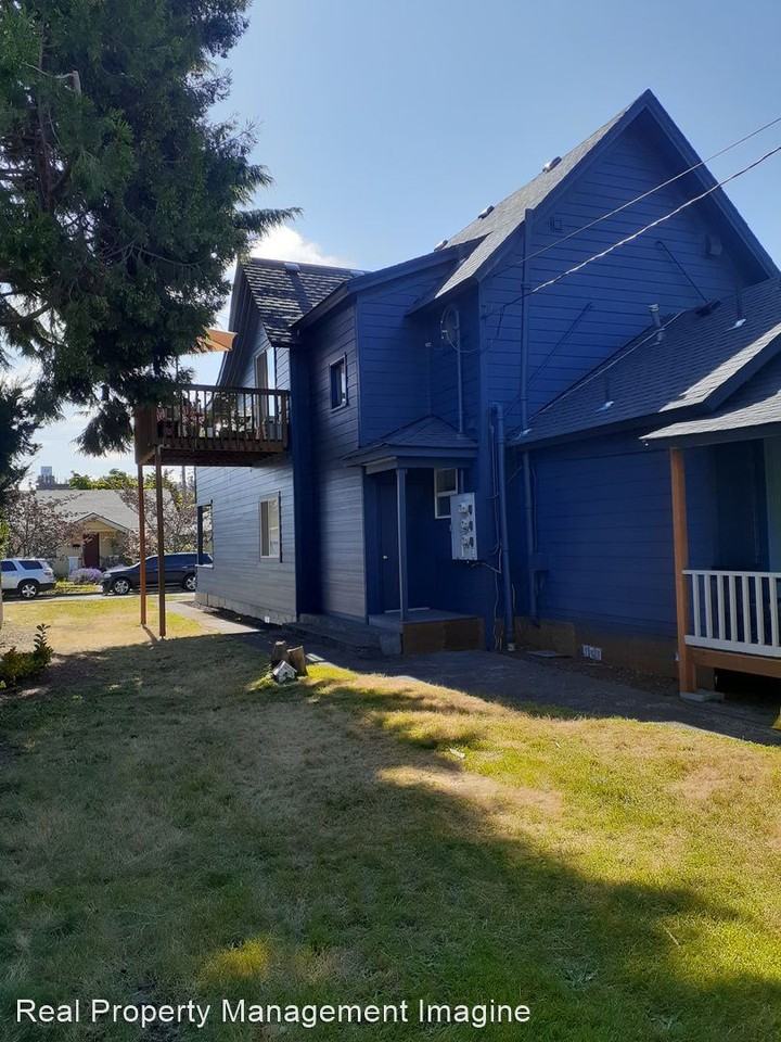 303 N Rock St - Photo 2 of 19