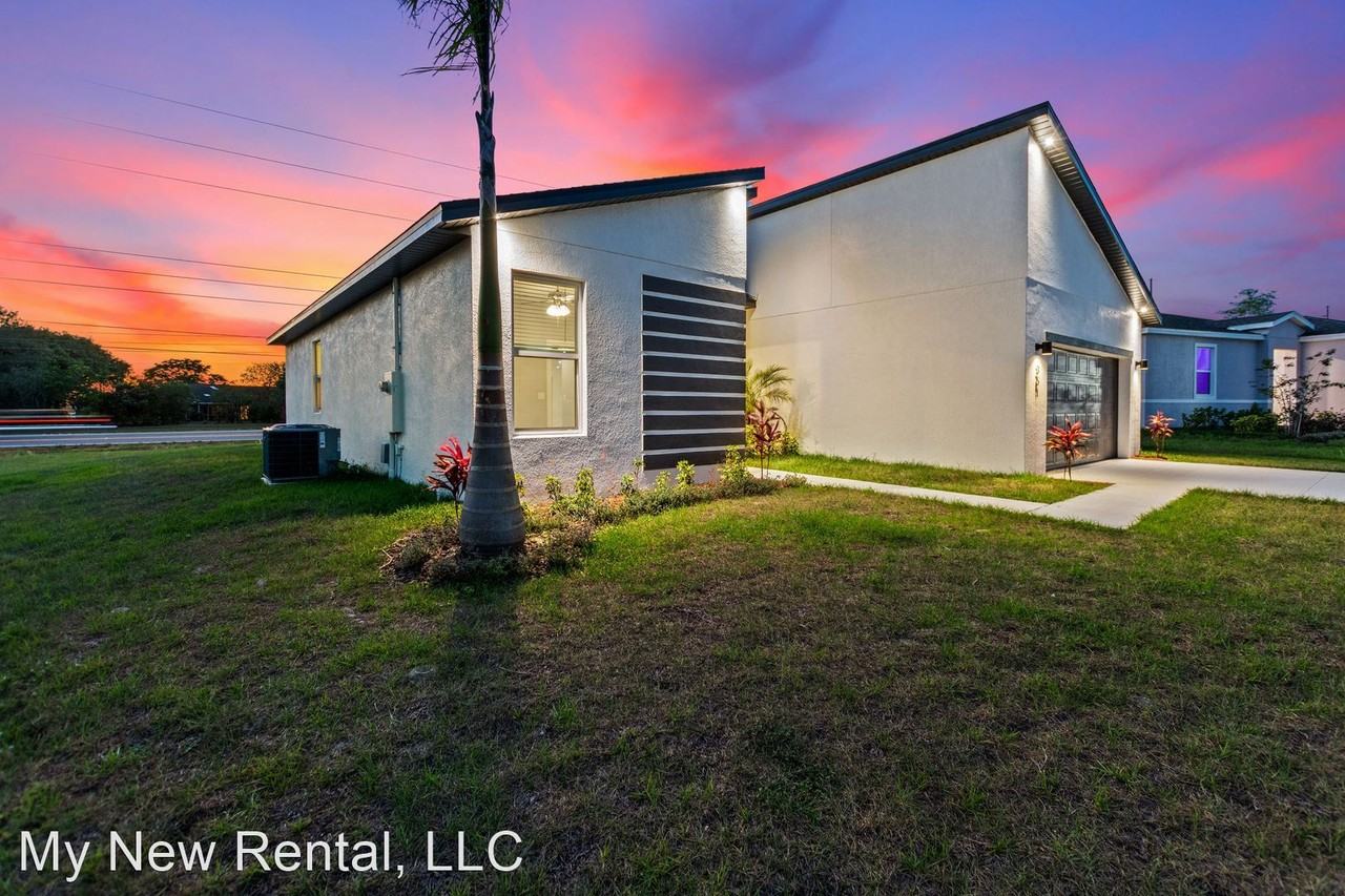 351 E Aster Ct - Photo 3 of 34