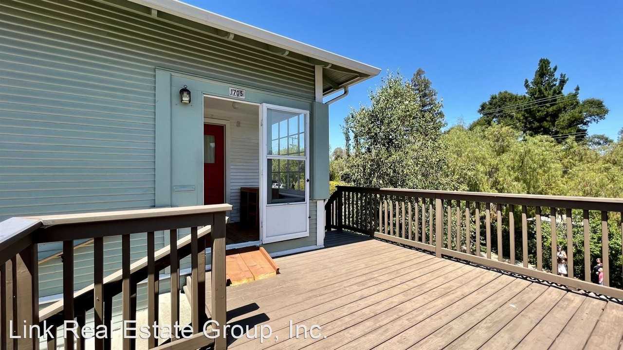1705, 1707, 1721 Santa Rosa St. - Photo 2 of 22