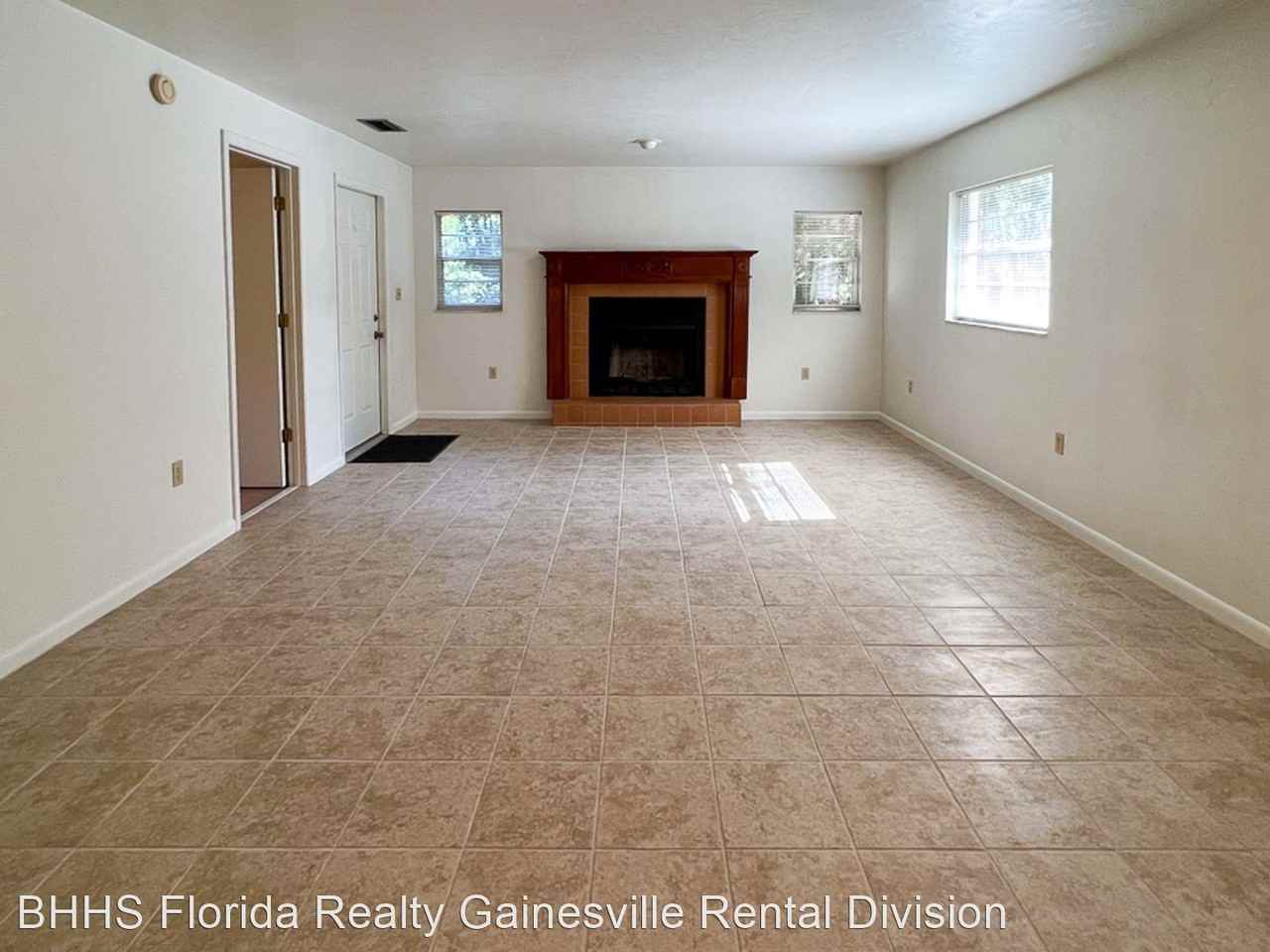 5975 5975 Avenue C - Photo 2 of 29