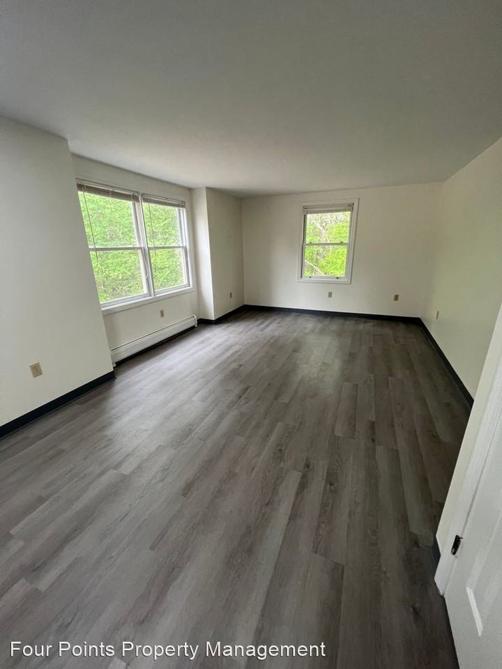 28 Ivy Lane - Photo 2 of 6