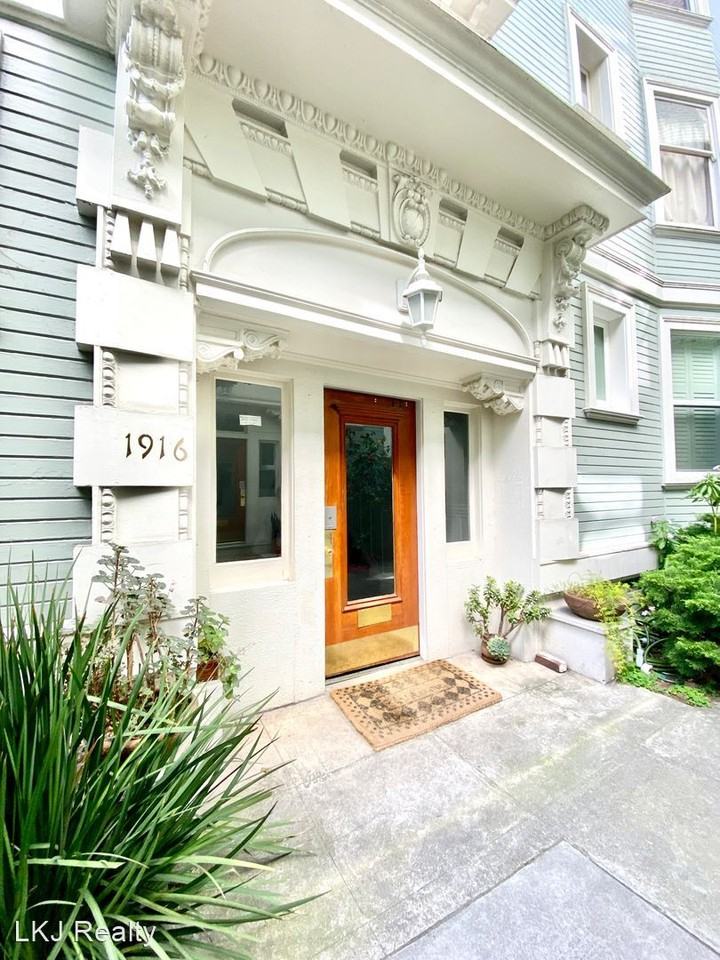 1916 Pine St #6 - Photo 3 of 31