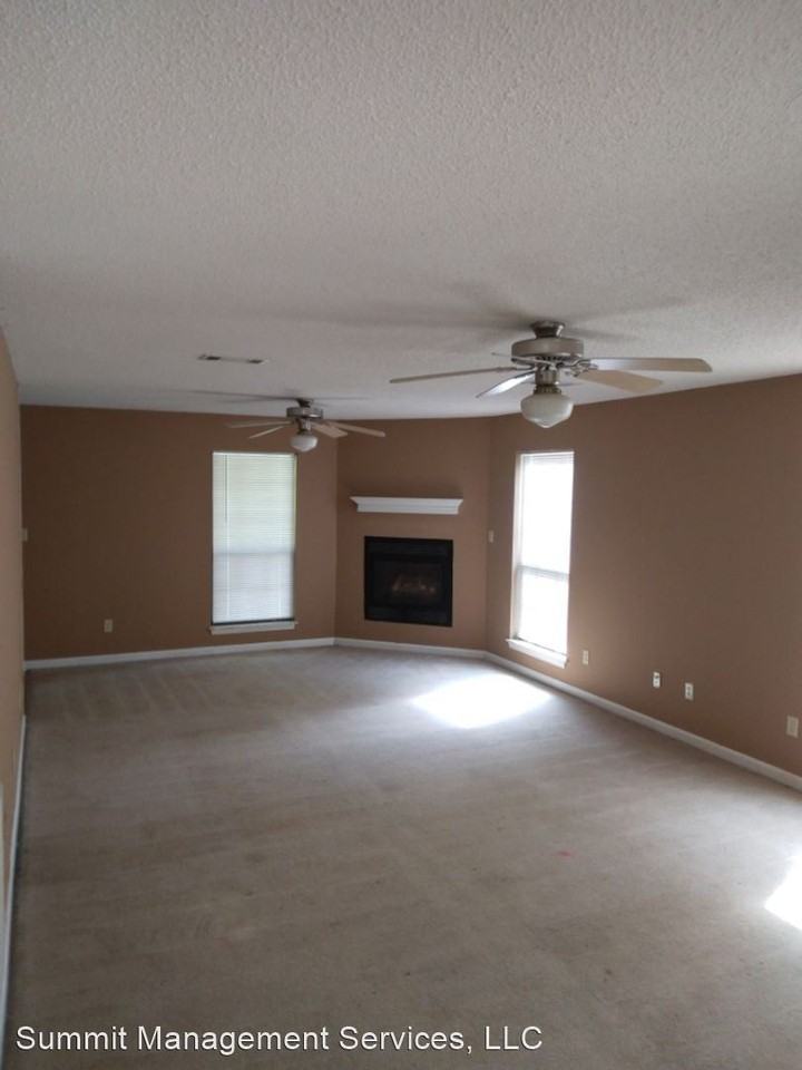 20 County Road 4068 - Photo 3 of 9