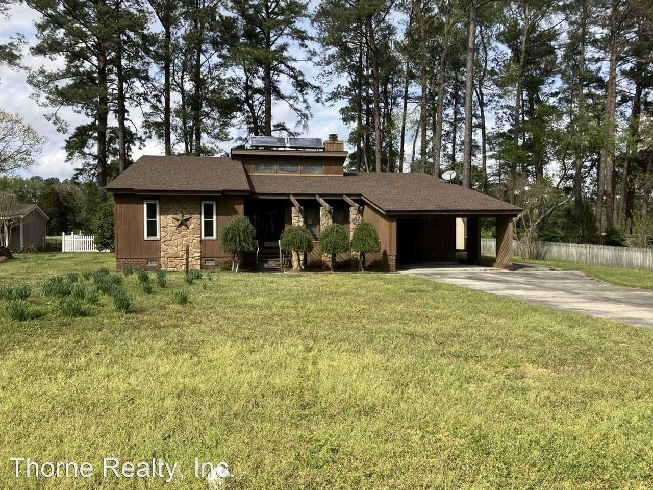 508 Golfers Ln - Photo 2 of 34