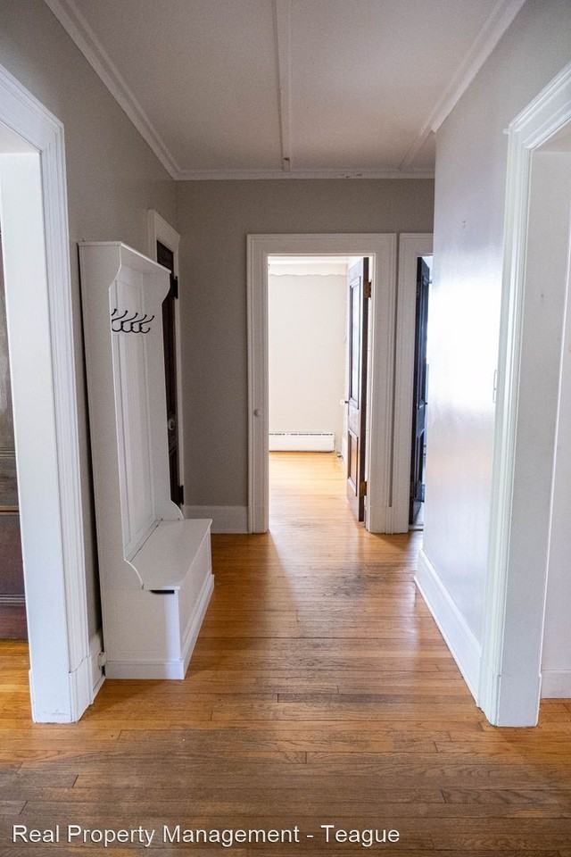 1041 Washington Ave - Photo 2 of 19