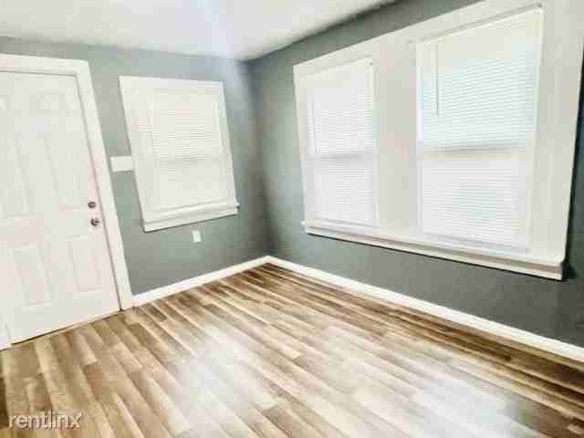 3735 Askew Ave - Photo 2 of 6