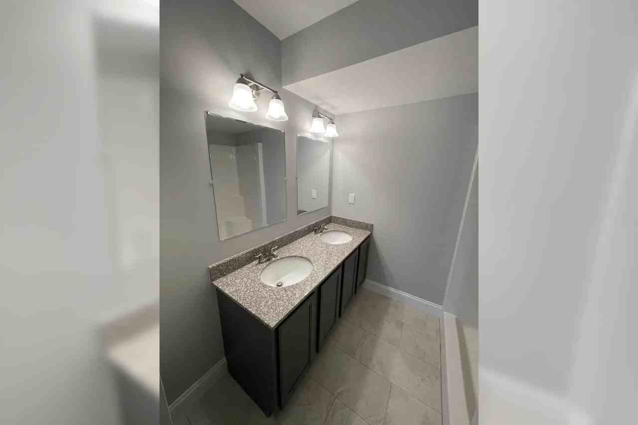 11 Gray Coach Ln - Photo 3 of 6