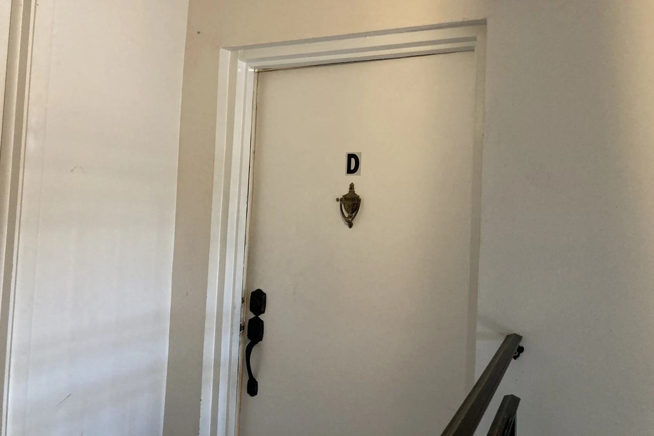 8500 13th St N Apt D - Photo 2 of 15