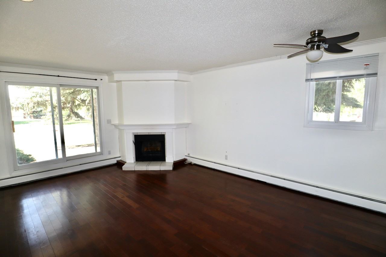 104 Woodbridge Way - Photo 3 of 17