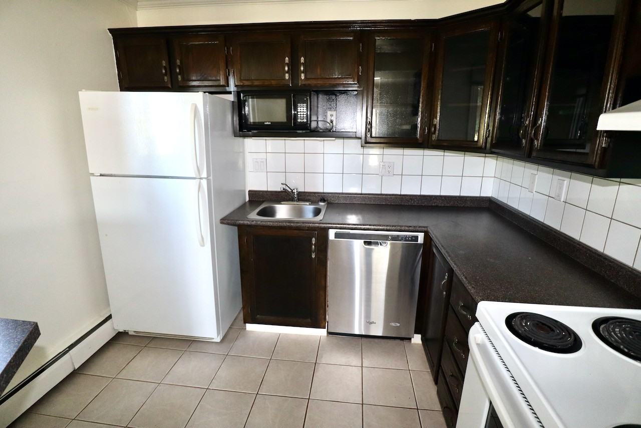 104 Woodbridge Way - Photo 5 of 17