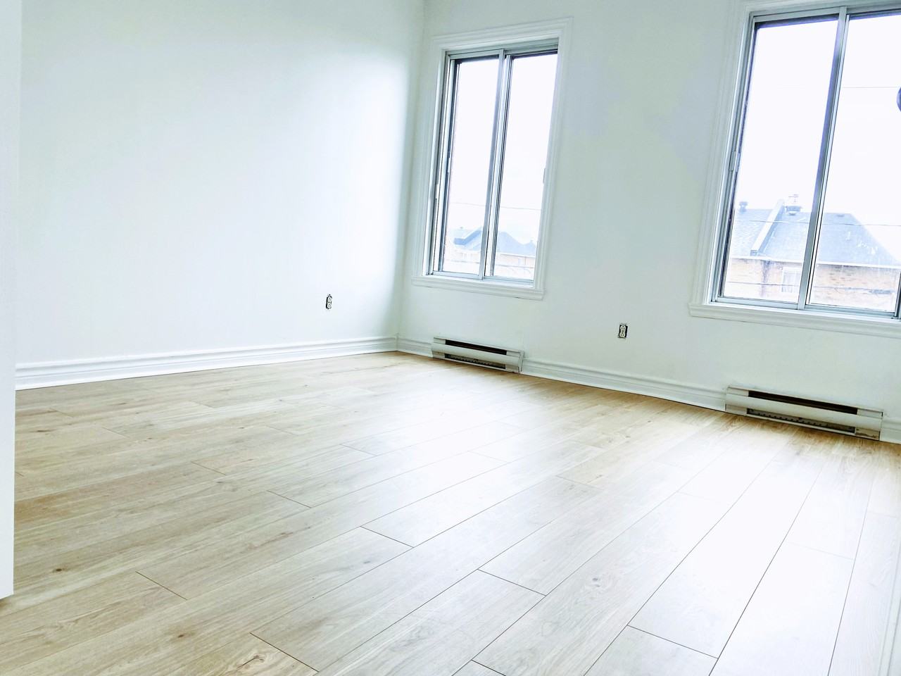 4799 Jolicoeur, Montréal, QC H9H 5M7 3 Bedroom Apartment for 1,650