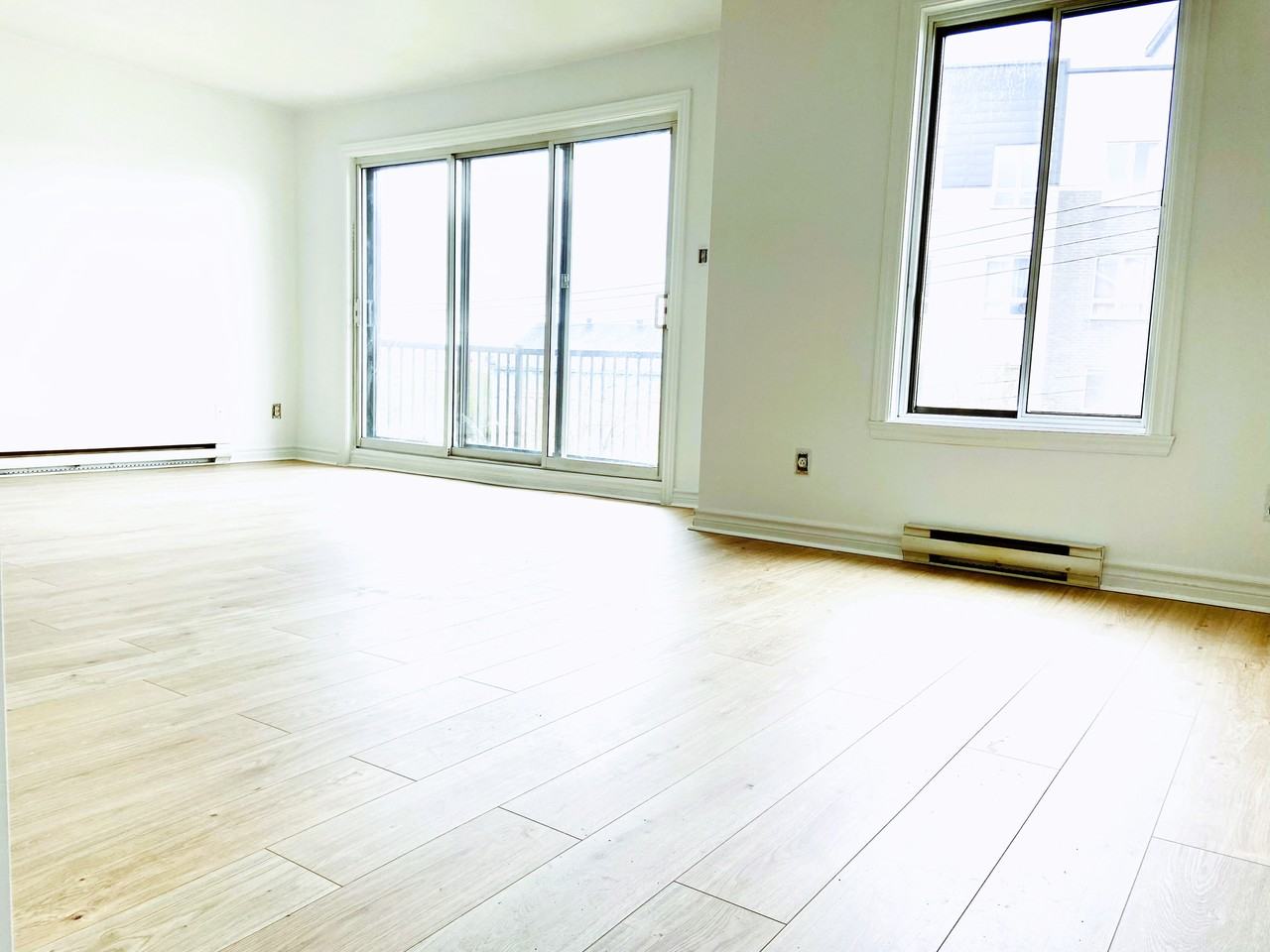 4799 Jolicoeur, Montréal, QC H9H 5M7 3 Bedroom Apartment for 1,650