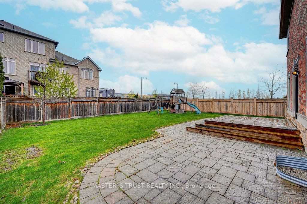 102 Marc Santi Boulevard - Photo 3 of 20