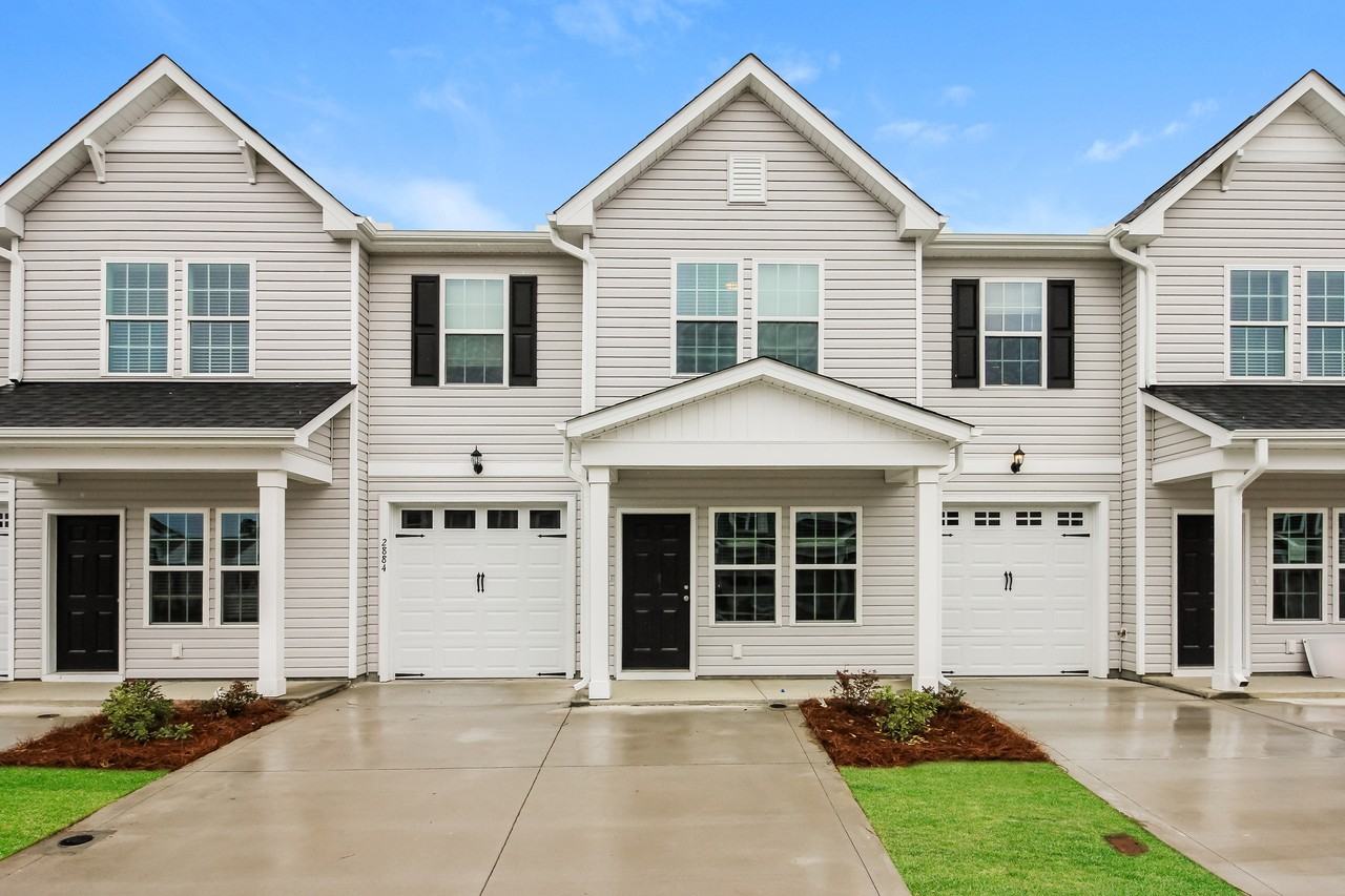 2884 Summer Townes Way