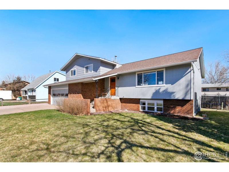 930 Rocky Mountain Way - Photo 2 of 28