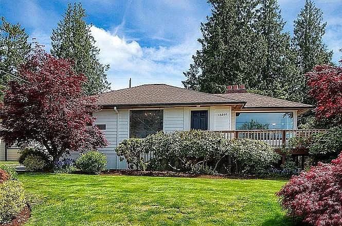 13208 6th Avenue Northwest - Photo 2 of 10