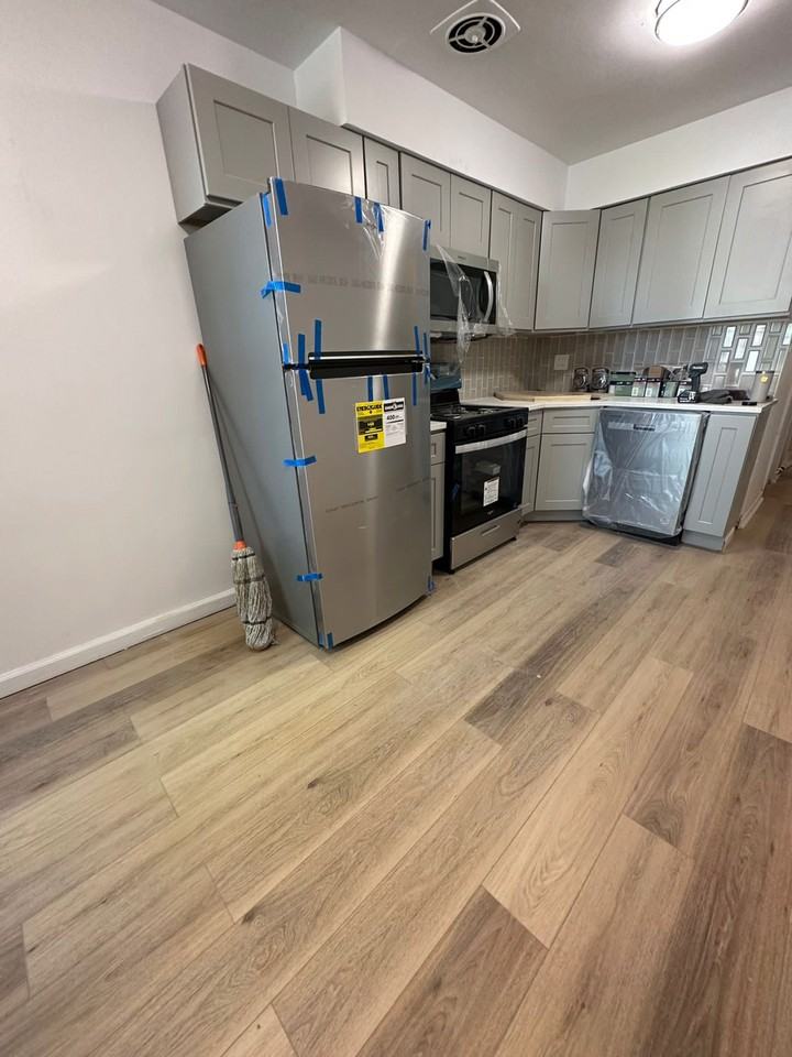 8824 Avenue M - Photo 3 of 7