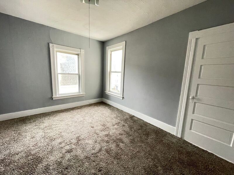 354 Dubuque St #3F - Photo 3 of 11