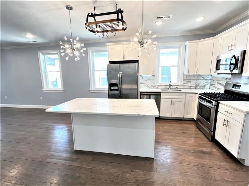 54 Crescent Ave #2 - Photo 2 of 20