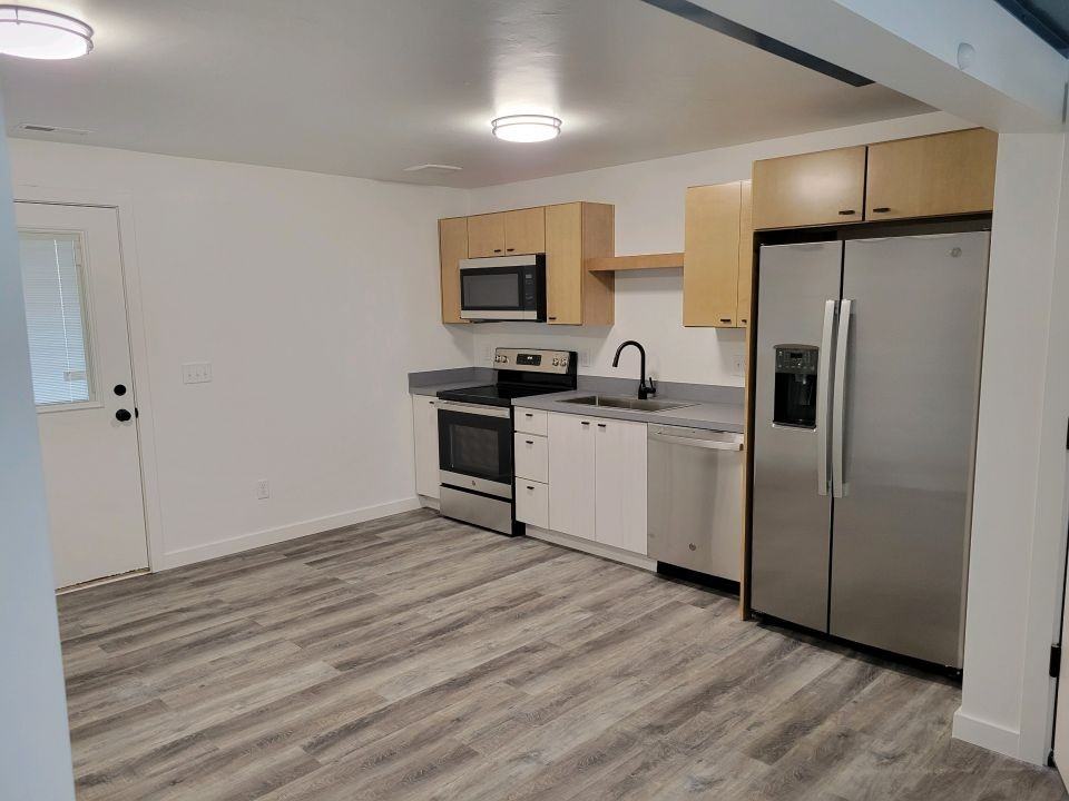 50 Miners Pl #2 - Photo 4 of 9
