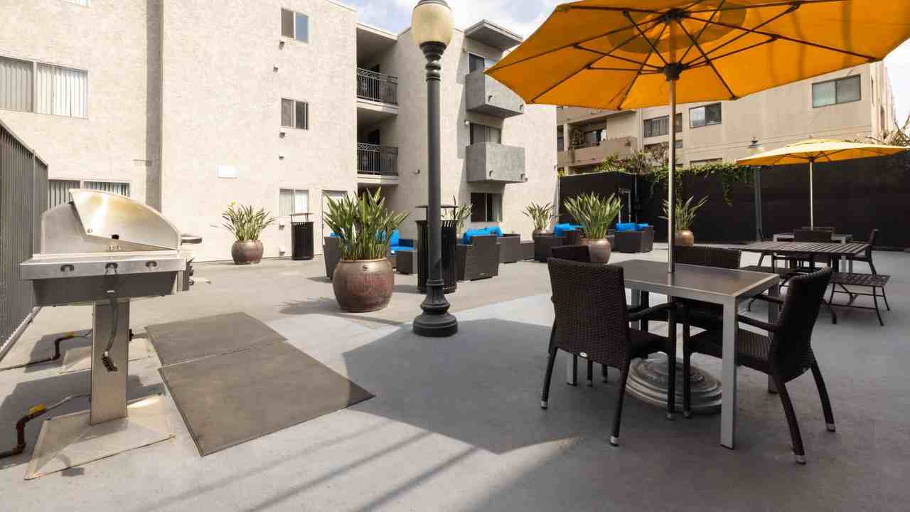 Virgil Square - Photo 3 of 37