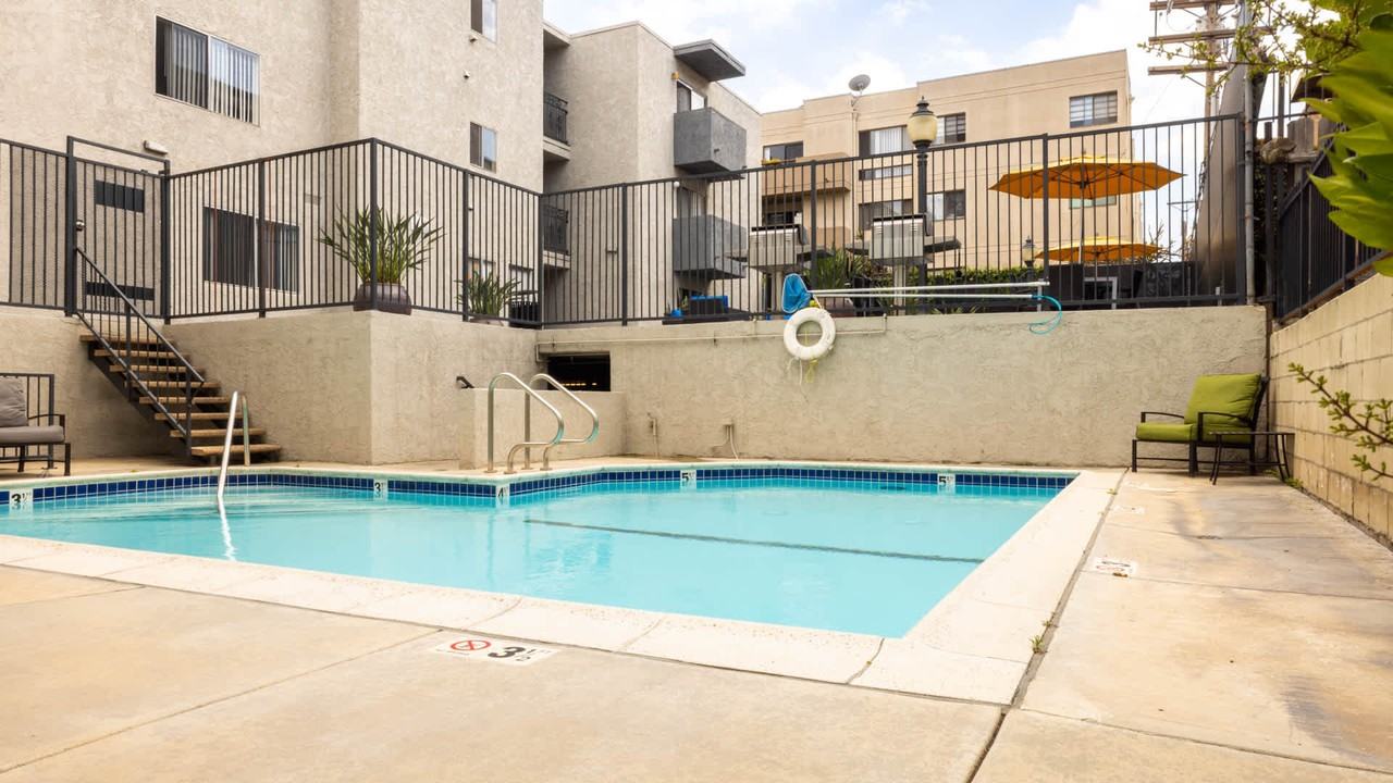 Virgil Square - Photo 6 of 37