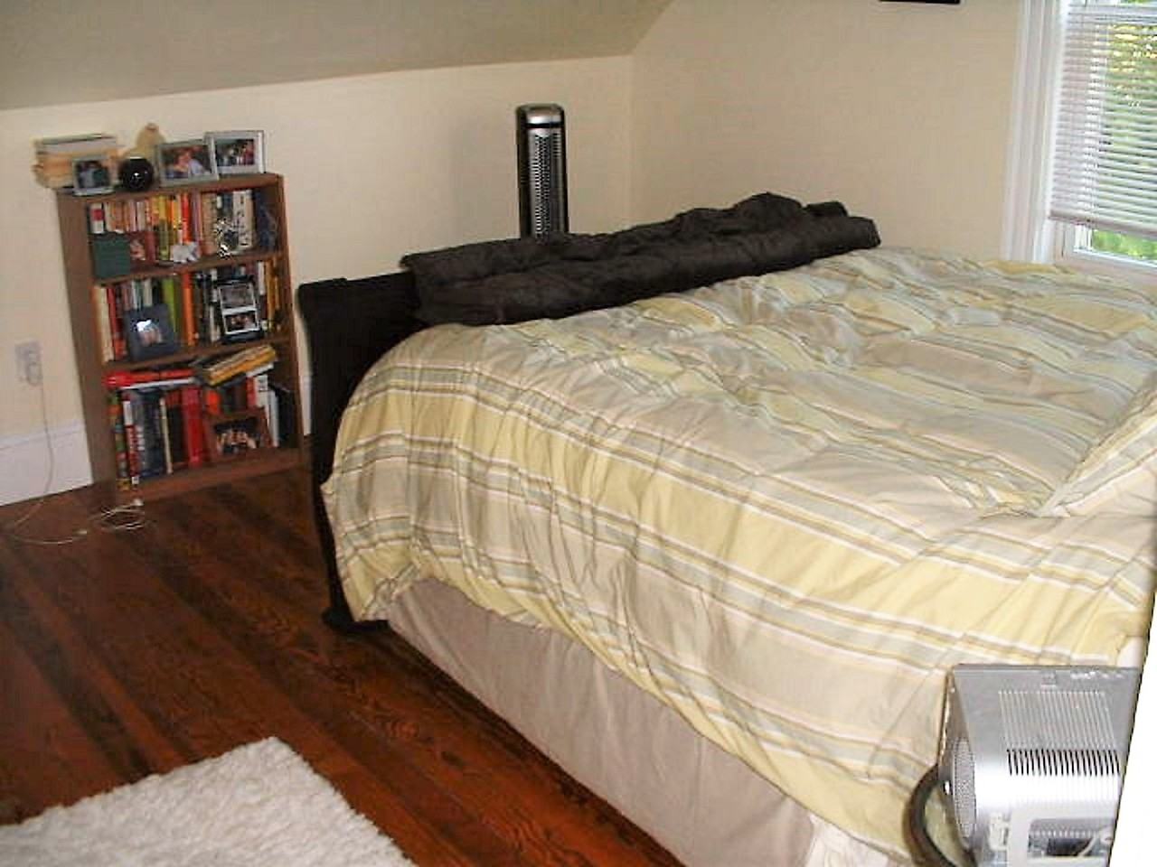 204 Brown Street #A - Photo 6 of 10